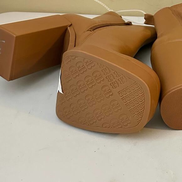 Gianni Bini Boots Tan Leather Platform Block Heel Y2K Style Chelsea Boots 8.5 - Picture 5 of 6